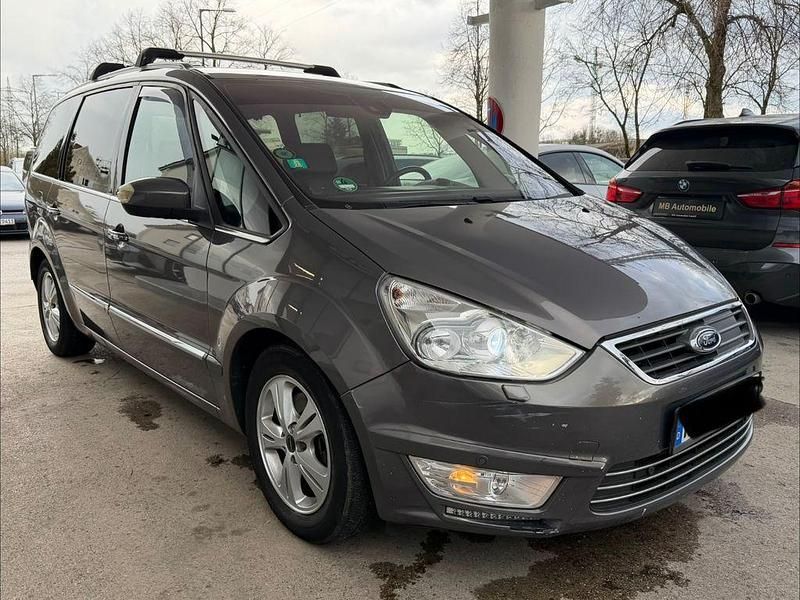 Gebraucht Ford Galaxy Titanium 200 PS (147 kW) 2013 Braun Van / Kleinbus