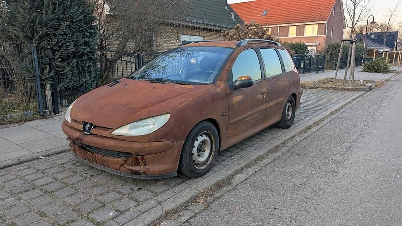 Gebraucht Peugeot 206 75 PS (55 kW) 2002 Braun Kombi