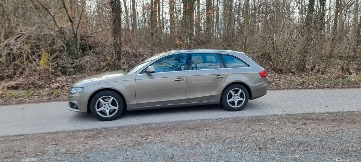 Gebraucht Audi A4 Ambiente 160 PS (117 kW) 2008 Gelb Kombi