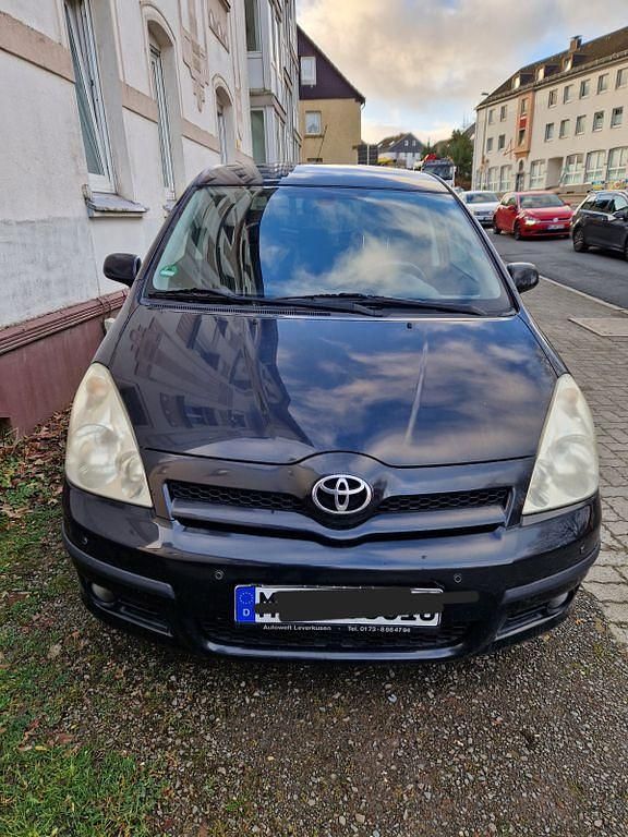 Schwarz Gebraucht 2006 Toyota Corolla Verso Van / Kleinbus | 4.400 € (Fairer Preis) - Bild 1/4