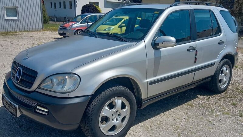 Silber Gebraucht 2003 Mercedes ML270 SUV | 2.490 € (Fairer Preis) - Bild 1/4