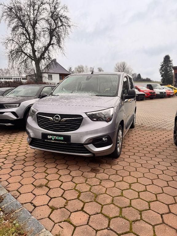 Schwarz Gebraucht 2022 Opel Combo-e Life Van / Kleinbus | 19.900 € (Superpreis) - Bild 1/4