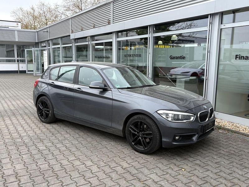 Gebraucht BMW 116 Advantage 116 PS (85 kW) 2019 Grau Kleinwagen