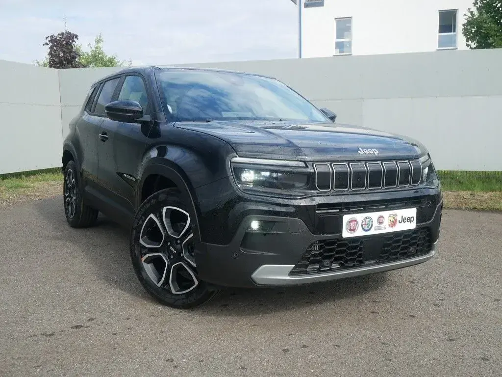 Neu Jeep Avenger Summit 101 PS (74 kW) 2025 Schwarz SUV