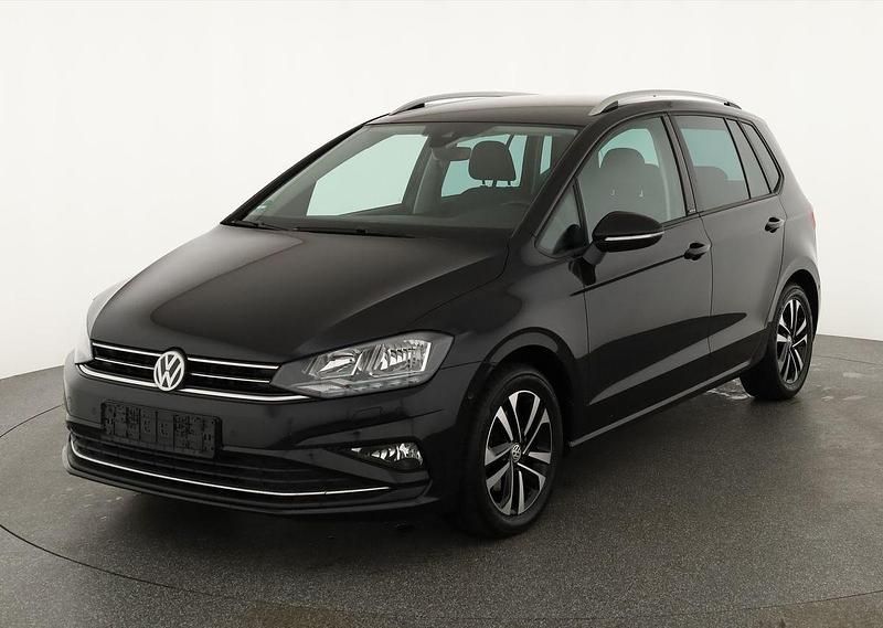 Deep black perleffekt Gebraucht 2019 VW Golf VII IQ Drive | 16.495 € (Fairer Preis) - Bild 1/4