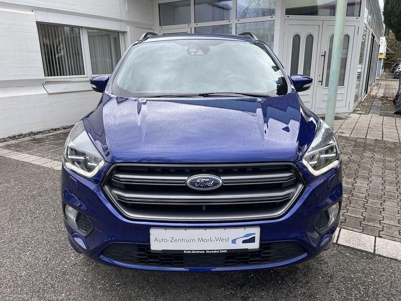Gebraucht Ford Kuga ST-Line 182 PS (133 kW) 2017 Deep impact blue (metallic) SUV
