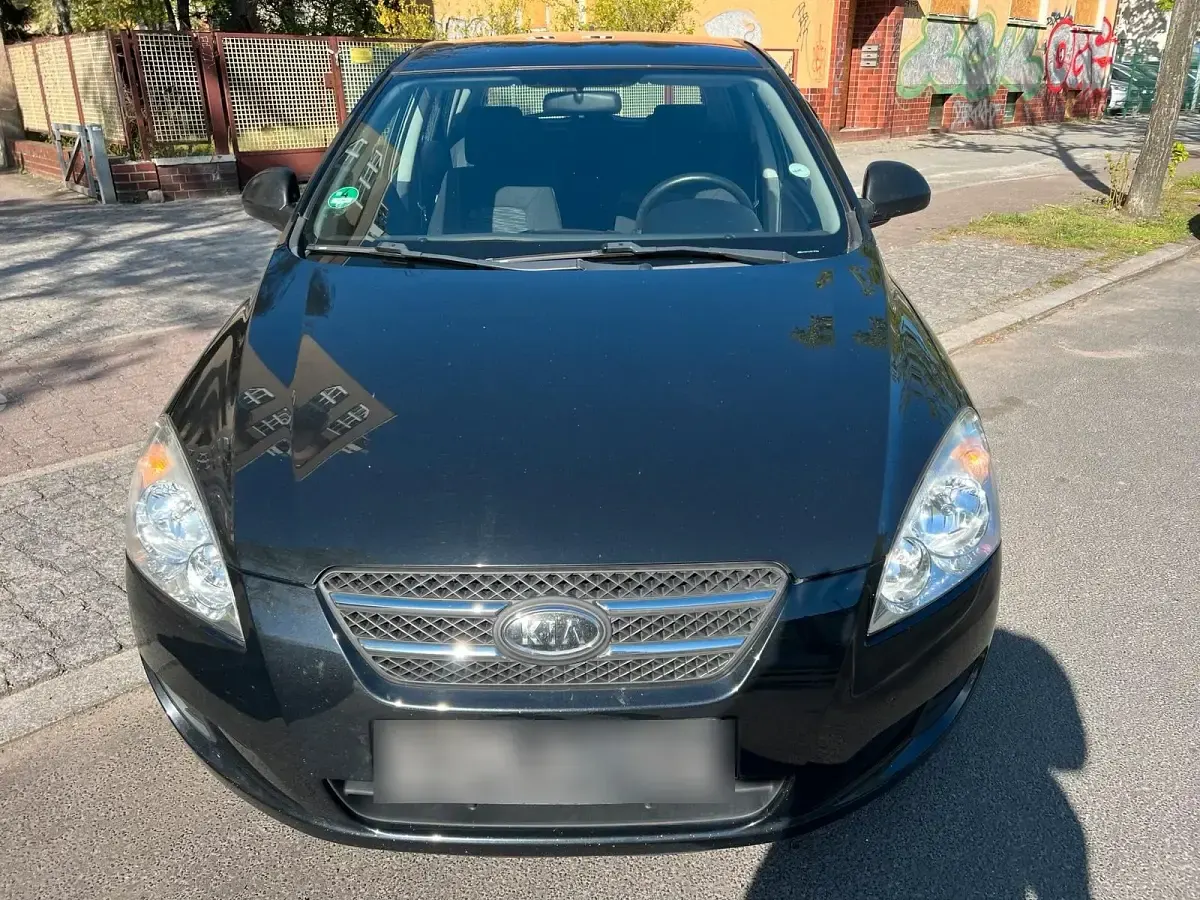 Usata Kia Ceed 110 CV (80 kW) 2009 Nero Utilitaria