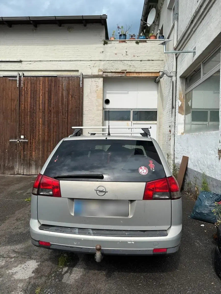 Gebraucht Opel Vectra 150 PS (110 kW) 2006 Silber Kombi