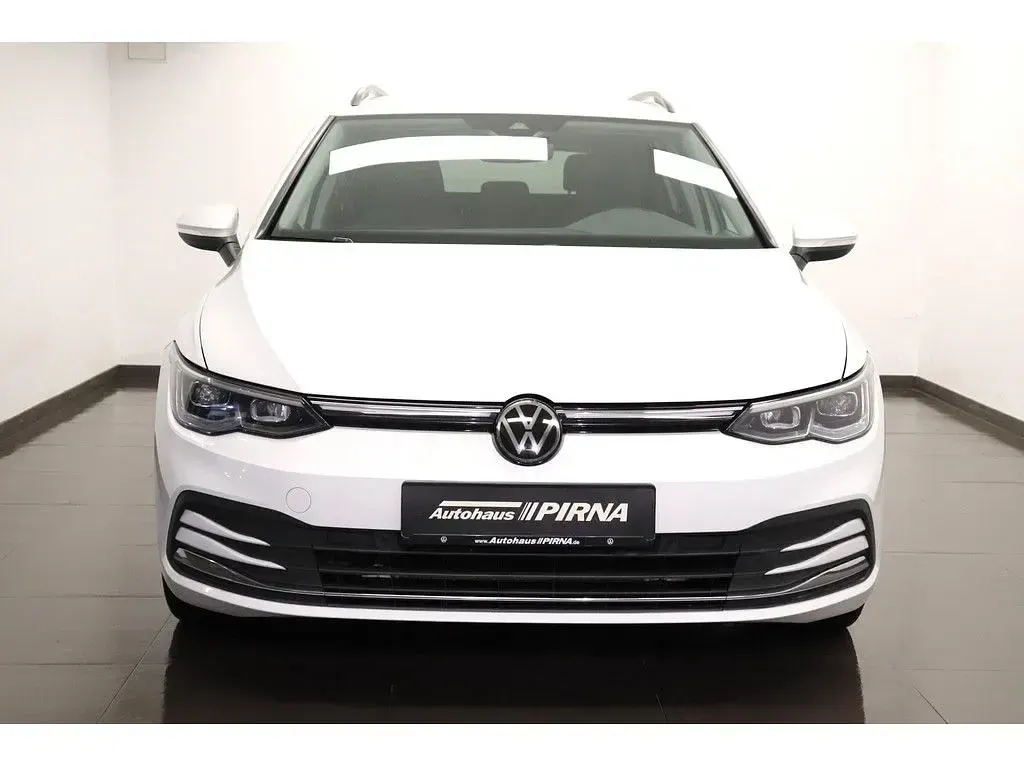 Gebraucht VW Golf VIII Style 150 PS (110 kW) 2022 Weiß Kombi
