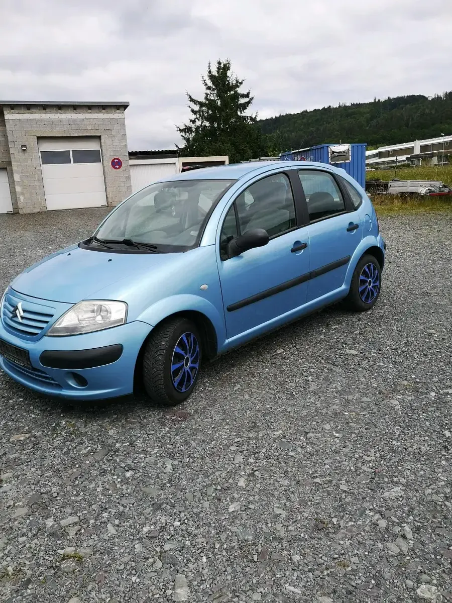 Gebraucht Citroën C3 60 PS (44 kW) 2003 Blau Kleinwagen