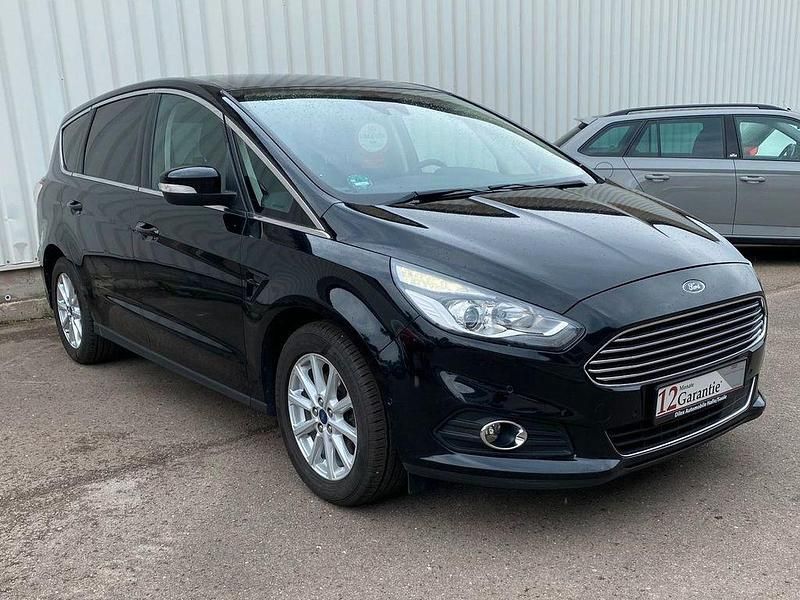 Gebraucht Ford S-MAX Premium 160 PS (117 kW) 2018 Schwarz Van / Kleinbus