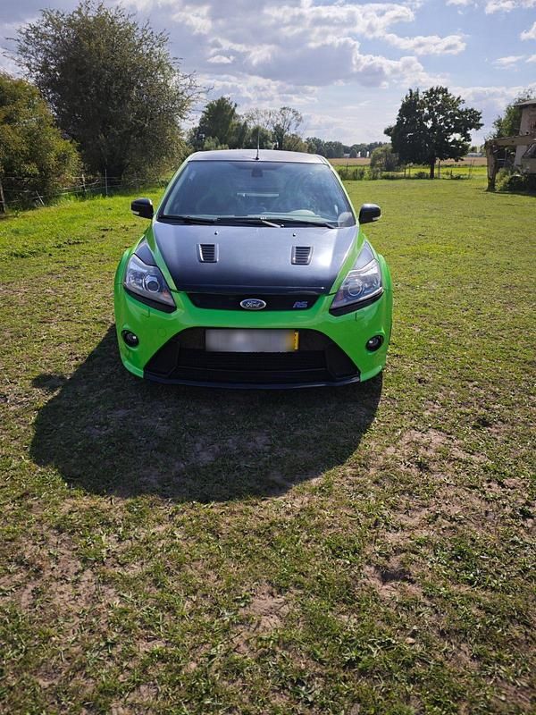 Gebraucht Ford Focus RS 305 PS (224 kW) 2010 Grün Coupé