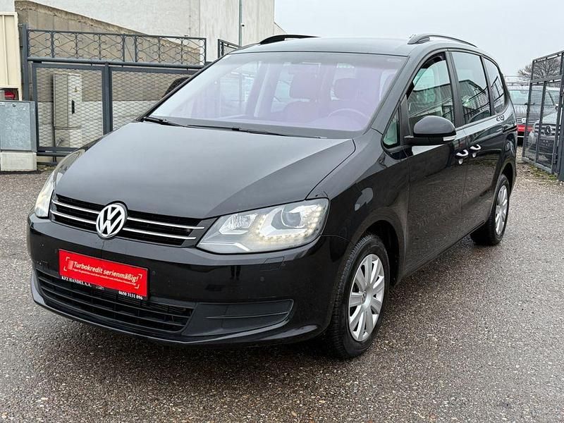 Schwarz Gebraucht 2013 VW Sharan Trendline Van / Kleinbus | 6.699 € (Guter Preis) - Bild 1/4