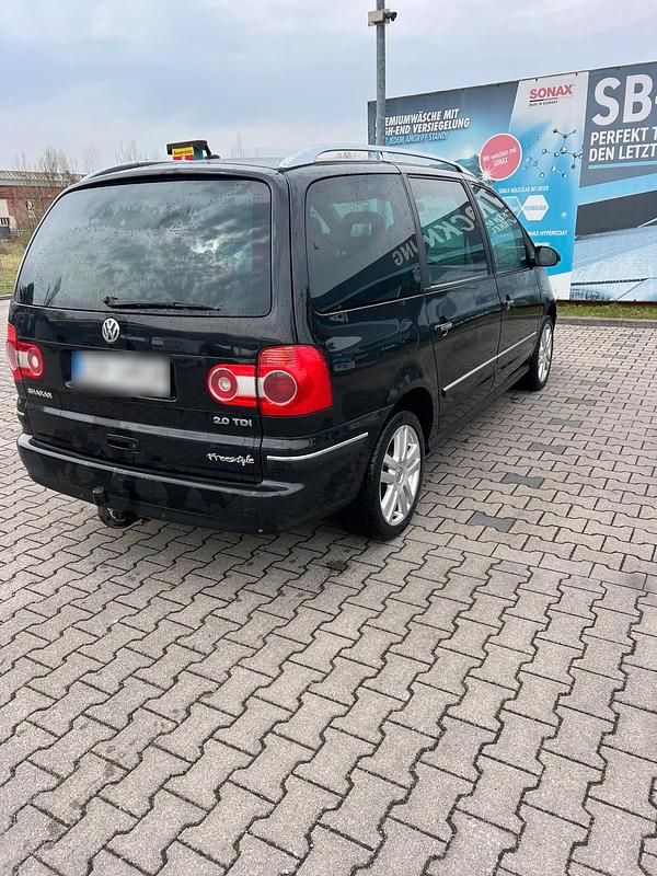Gebraucht VW Sharan 140 PS (102 kW) 2009 Schwarz Van / Kleinbus