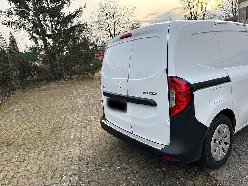 Gebraucht Mercedes Citan 110 95 PS (69 kW) 2023 Weiß Kleinwagen