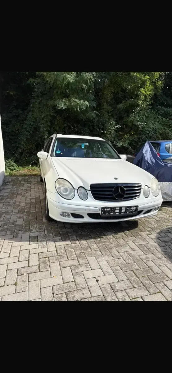 Usata Mercedes E220 150 CV (110 kW) 2004 Bianco Station wagon