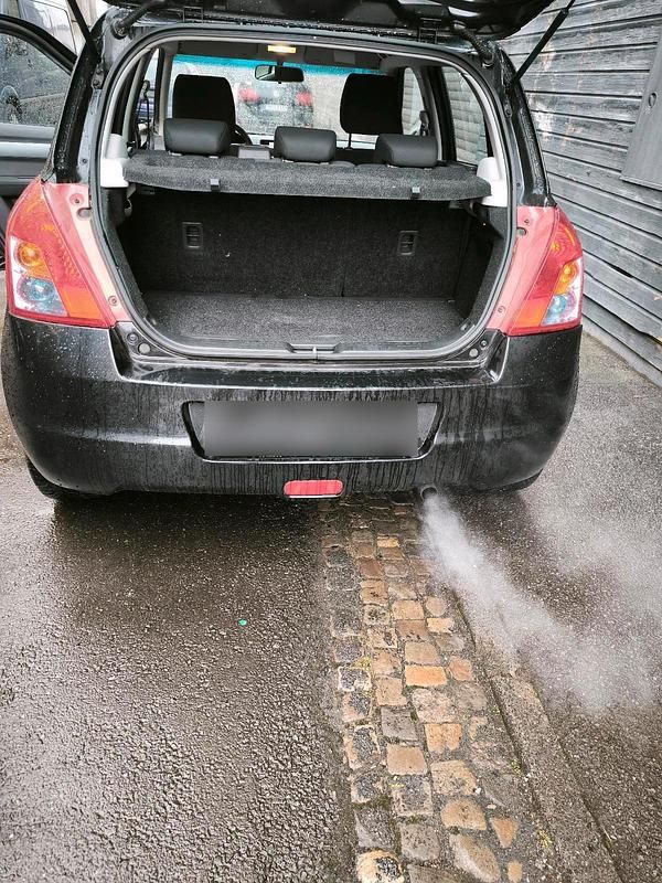 Second-hand Suzuki Swift 92 CP (67 kW) 2009 Negru Hatchback