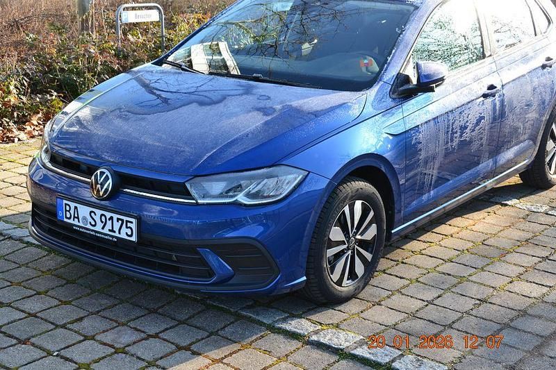 Blau Gebraucht 2024 VW Polo Move Limousine | 19.039 € (Superpreis) - Bild 1/4