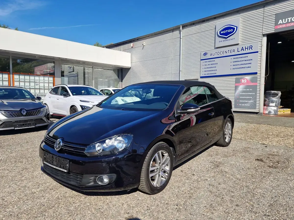 Gebraucht VW Golf 105 PS (77 kW) 2011 Deep black perleffekt Cabrio