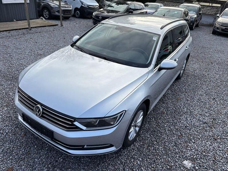Gebraucht VW Passat Comfortline 150 PS (110 kW) 2017 Silber Kombi