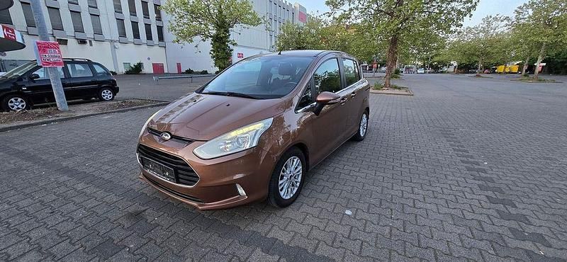 Usado Ford B-MAX 101 CV (74 kW) 2013 Marrón Monovolumen