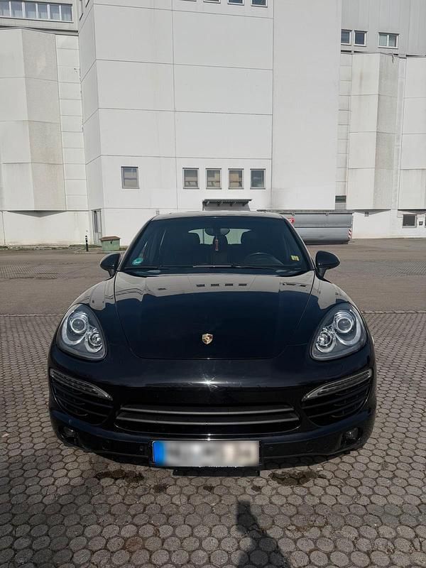 Gebraucht Porsche Cayenne 240 PS (176 kW) 2011 Schwarz SUV