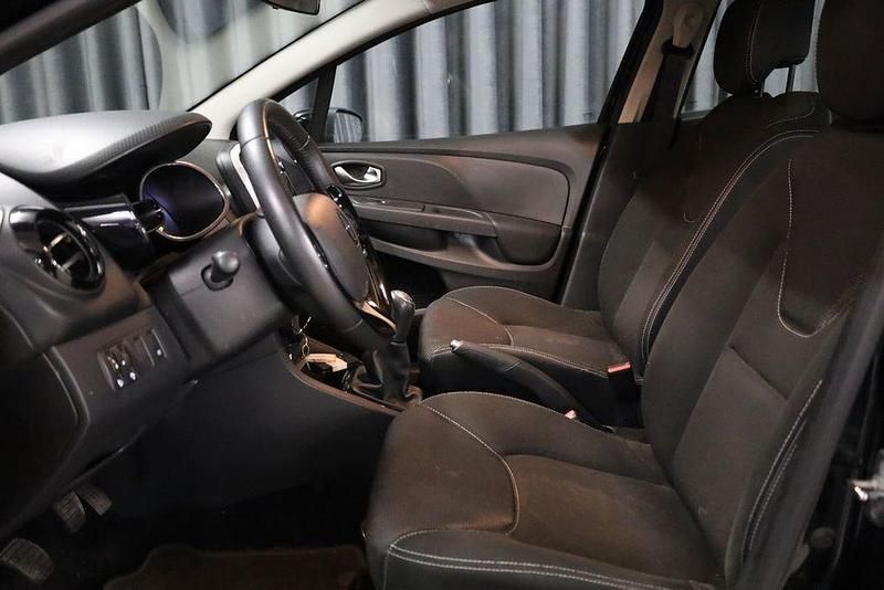 Gebraucht Renault Clio 73 PS (53 kW) 2015 Schwarz Van