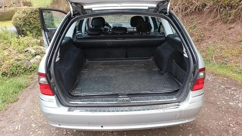 Gebraucht Mercedes E220 170 PS (125 kW) 2008 Silber Kombi