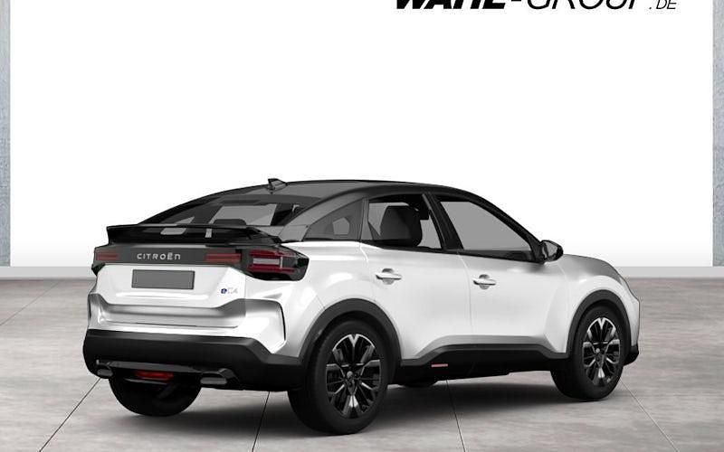 Neu Citroën C4 145 PS (106 kW) 2026 Weiß Limousine