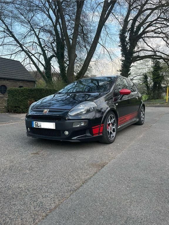 Schwarz Gebraucht 2010 Abarth Punto Evo Kleinwagen | 9.500 € - Bild 1/4