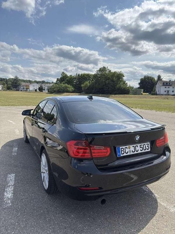 Gebraucht 2013 BMW 320 Gran Turismo Luxury Line Limousine | 11.000 € (Fairer Preis) - Bild 1/4