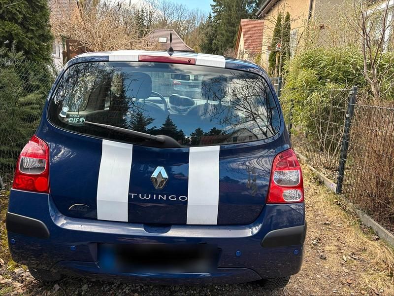 Gebraucht Renault Twingo 70 PS (51 kW) 2008 Blau Kleinwagen