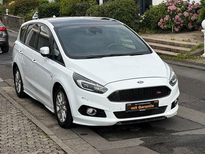 Gebraucht Ford S-MAX ST-Line 179 PS (131 kW) 2018 Weiß Van / Kleinbus