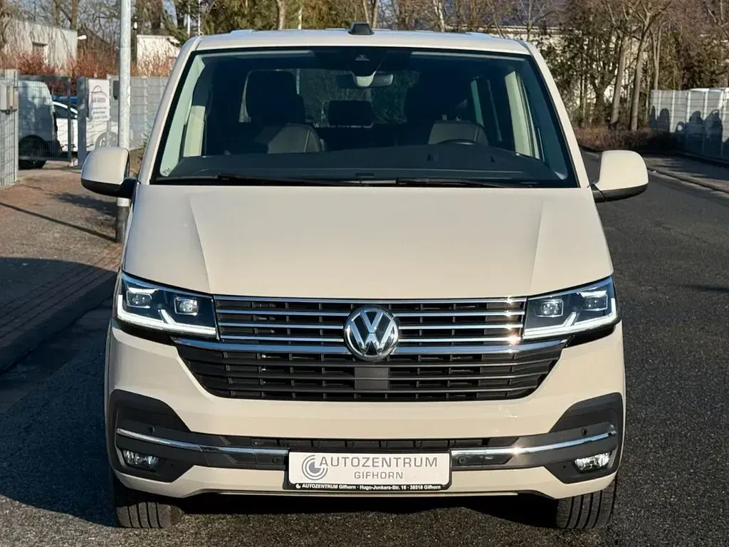 Gebraucht VW Multivan Generation Six 150 PS (110 kW) 2021 Grau Van / Kleinbus