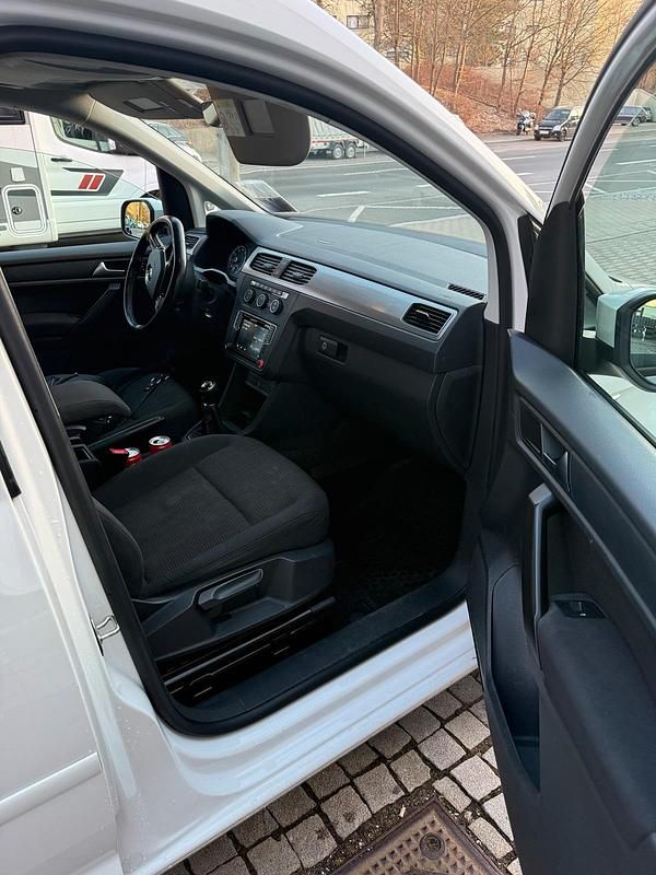 Gebraucht VW Caddy 110 PS (80 kW) 2015 Weiß Van / Kleinbus