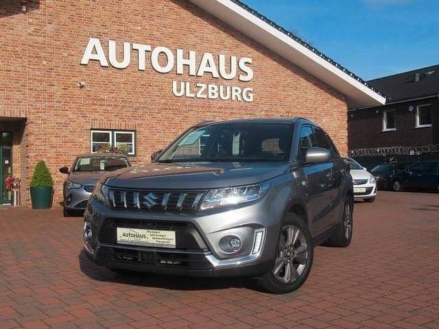 Gebraucht Suzuki Vitara 102 PS (75 kW) 2022 Grau SUV