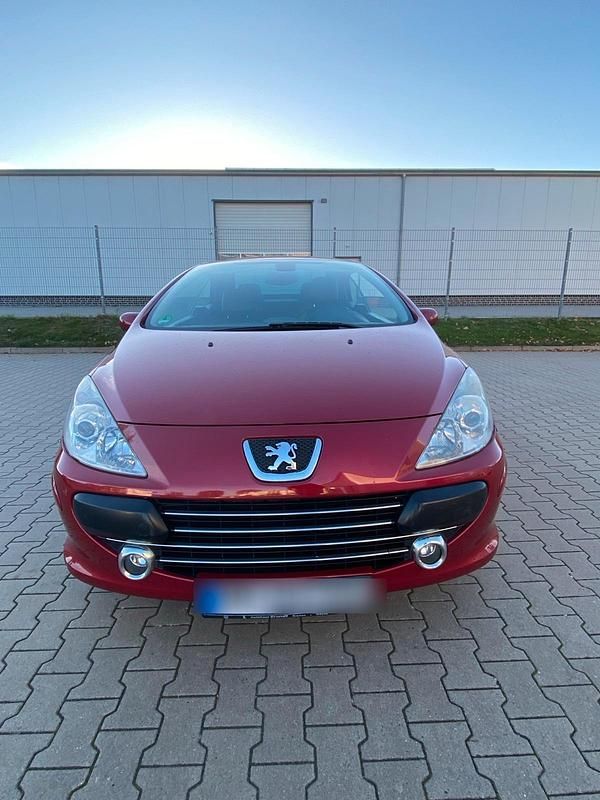 Rot Gebraucht 2006 Peugeot 307 CC Cabrio | 840 € (Superpreis) - Bild 1/4