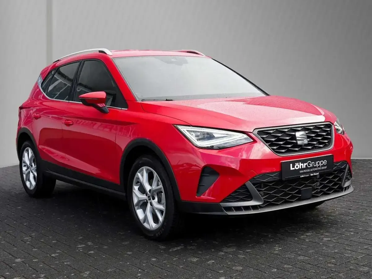 Gebraucht Seat Arona FR 110 PS (80 kW) 2024 Reinrot SUV