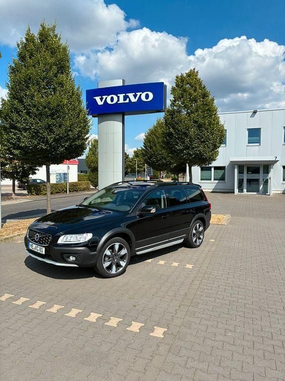 Schwarz Gebraucht 2015 Volvo XC70 SUV | 31.500 € (Fairer Preis) - Bild 1/4