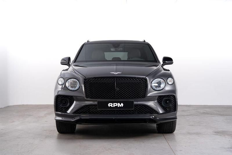 Gebraucht Bentley Bentayga 551 PS (405 kW) 2024 Grau SUV