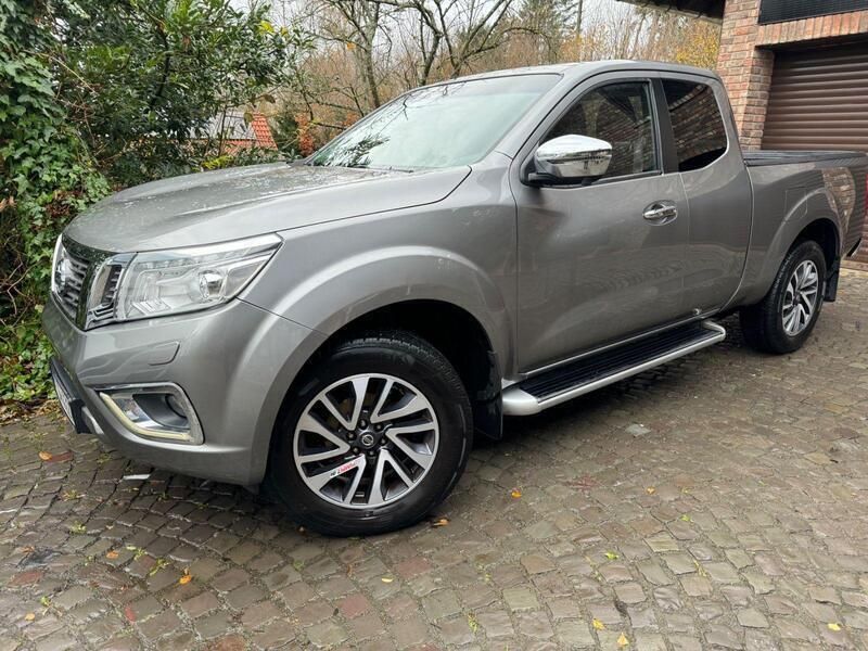 Grau Gebraucht 2017 Nissan Navara Abholung | 22.999 € (Guter Preis) - Bild 1/4