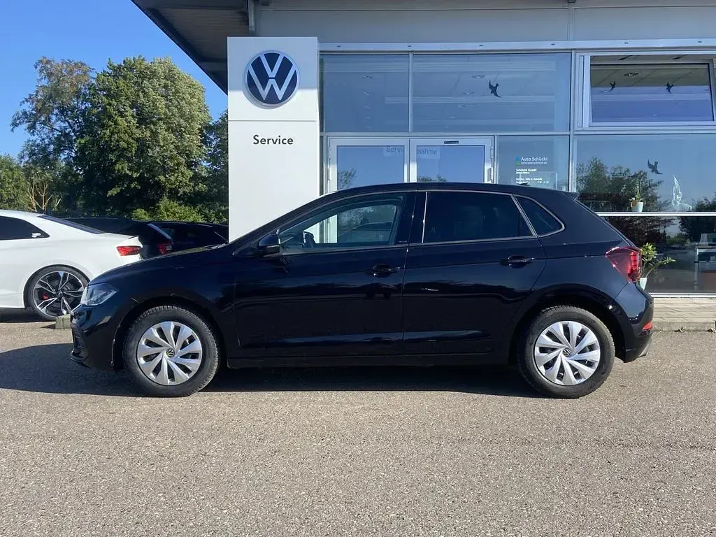 Gebraucht VW Polo Active 95 PS (69 kW) 2023 Schwarz Kleinwagen