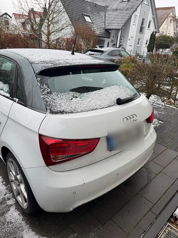 Gebraucht Audi A1 140 PS (102 kW) 2013 Weiß Kleinwagen