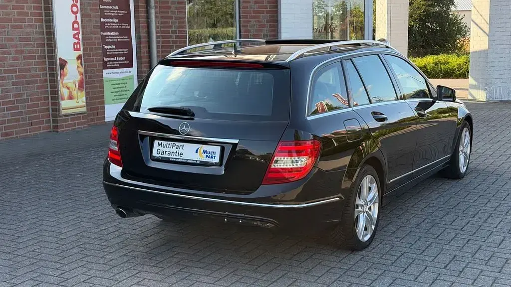 Gebraucht Mercedes C250 Avantgarde 204 PS (150 kW) 2012 Schwarz Kombi