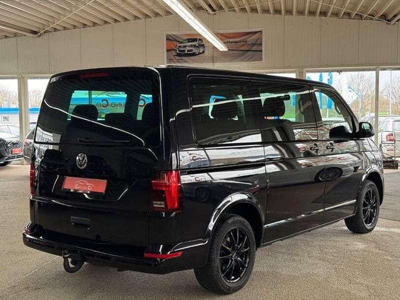 Second-hand VW Multivan 150 CP (110 kW) 2021 Negru Monovolum