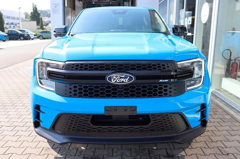 Neu Ford Ranger 241 PS (177 kW) 2026 Fast blue Pickup