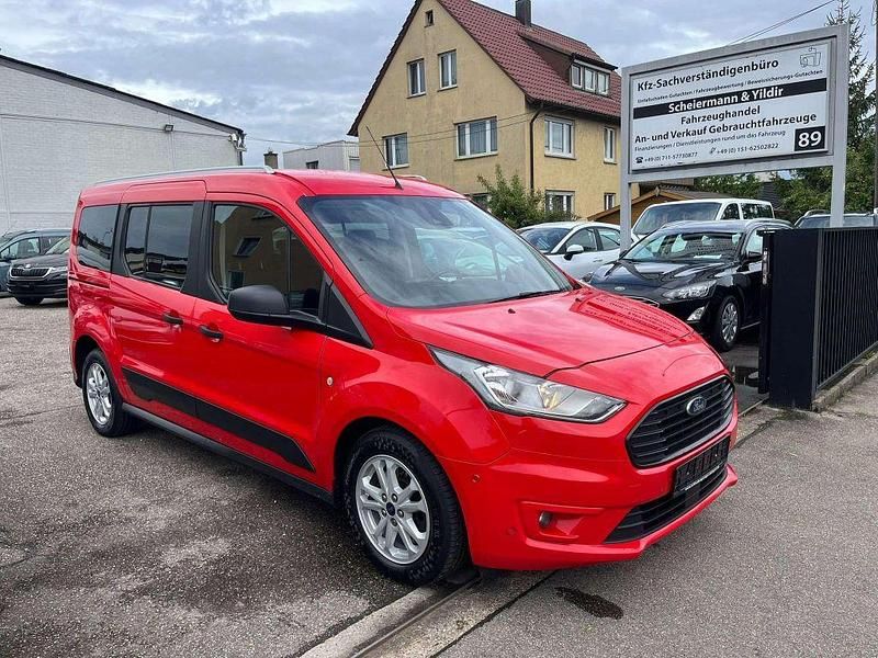 Rot Gebraucht 2019 Ford Tourneo Trend Van / Kleinbus | 12.900 € (Teuer) - Bild 1/4