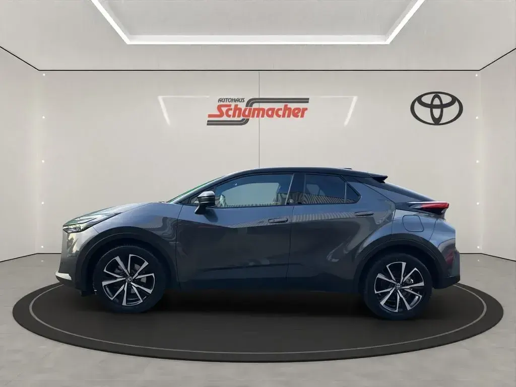 Gebraucht Toyota C-HR Team 140 PS (102 kW) 2024 Grau SUV
