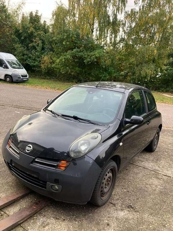 Schwarz Gebraucht 2003 Nissan Micra Acenta Limousine | 2.000 € (Fairer Preis) - Bild 1/4