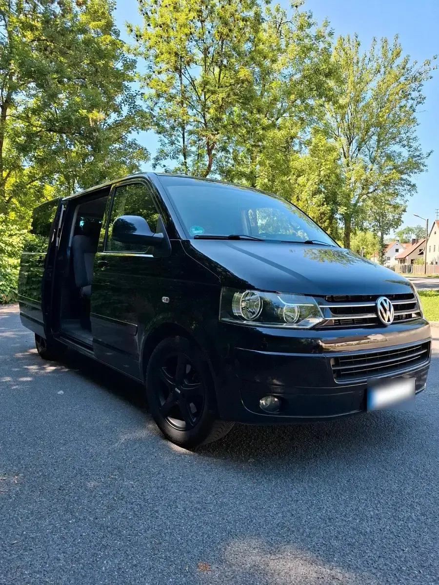 Gebraucht VW Caravelle 140 PS (102 kW) 2010 Schwarz Van